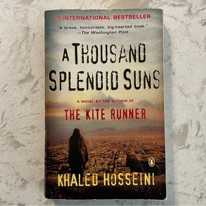 A Thousand Splendid Suns by Khaled Hosseini - Paperback Book